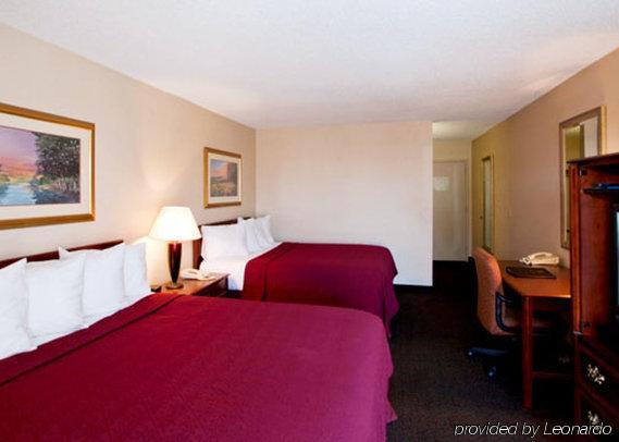 Quality Inn And Conference Center I-80 Grand Island Doniphan Room photo
